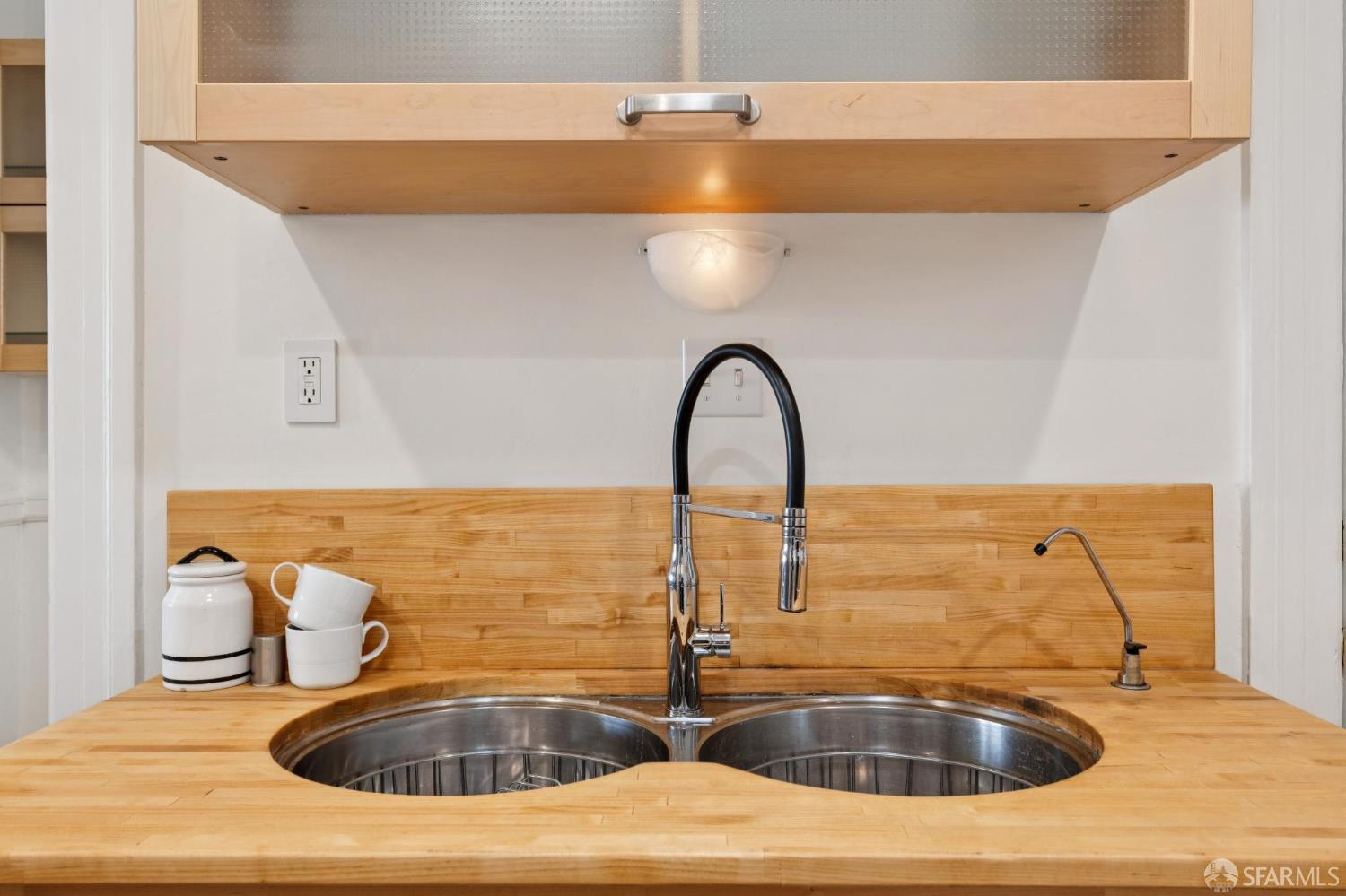 Detail Gallery Image 27 of 46 For 1006 Cole St, San Francisco,  CA 94117 - 3 Beds | 1 Baths