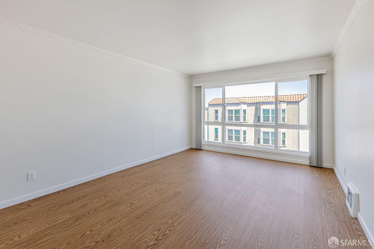Detail Gallery Image 4 of 37 For 3236 San Bruno Ave, San Francisco,  CA 94134 - – Beds | – Baths