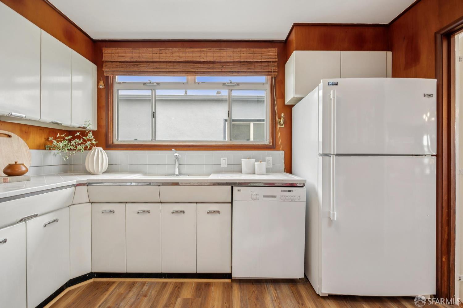 Detail Gallery Image 25 of 52 For 848 Southgate Ave, Daly City,  CA 94015 - 2 Beds | 2 Baths