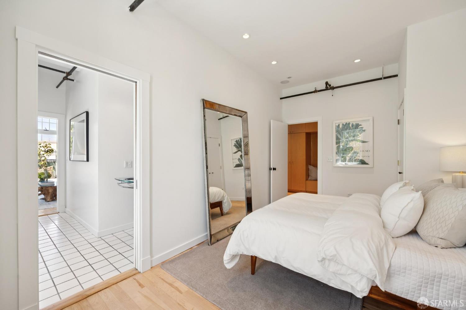 Detail Gallery Image 25 of 33 For 2169 Folsom St #M201,  San Francisco,  CA 94110 - 2 Beds | 1 Baths