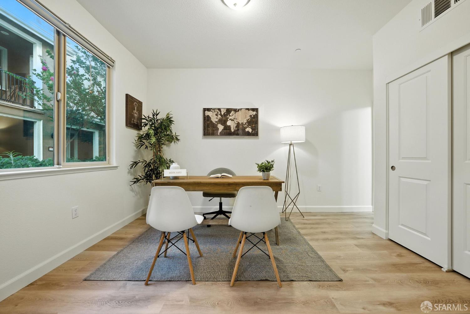 Detail Gallery Image 6 of 80 For 2702 Urbino Ct, San Jose,  CA 95111 - 3 Beds | 3/1 Baths