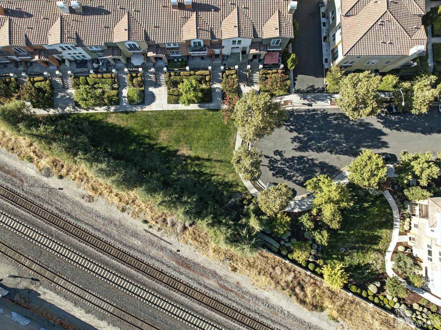 Detail Gallery Image 70 of 80 For 2702 Urbino Ct, San Jose,  CA 95111 - 3 Beds | 3/1 Baths