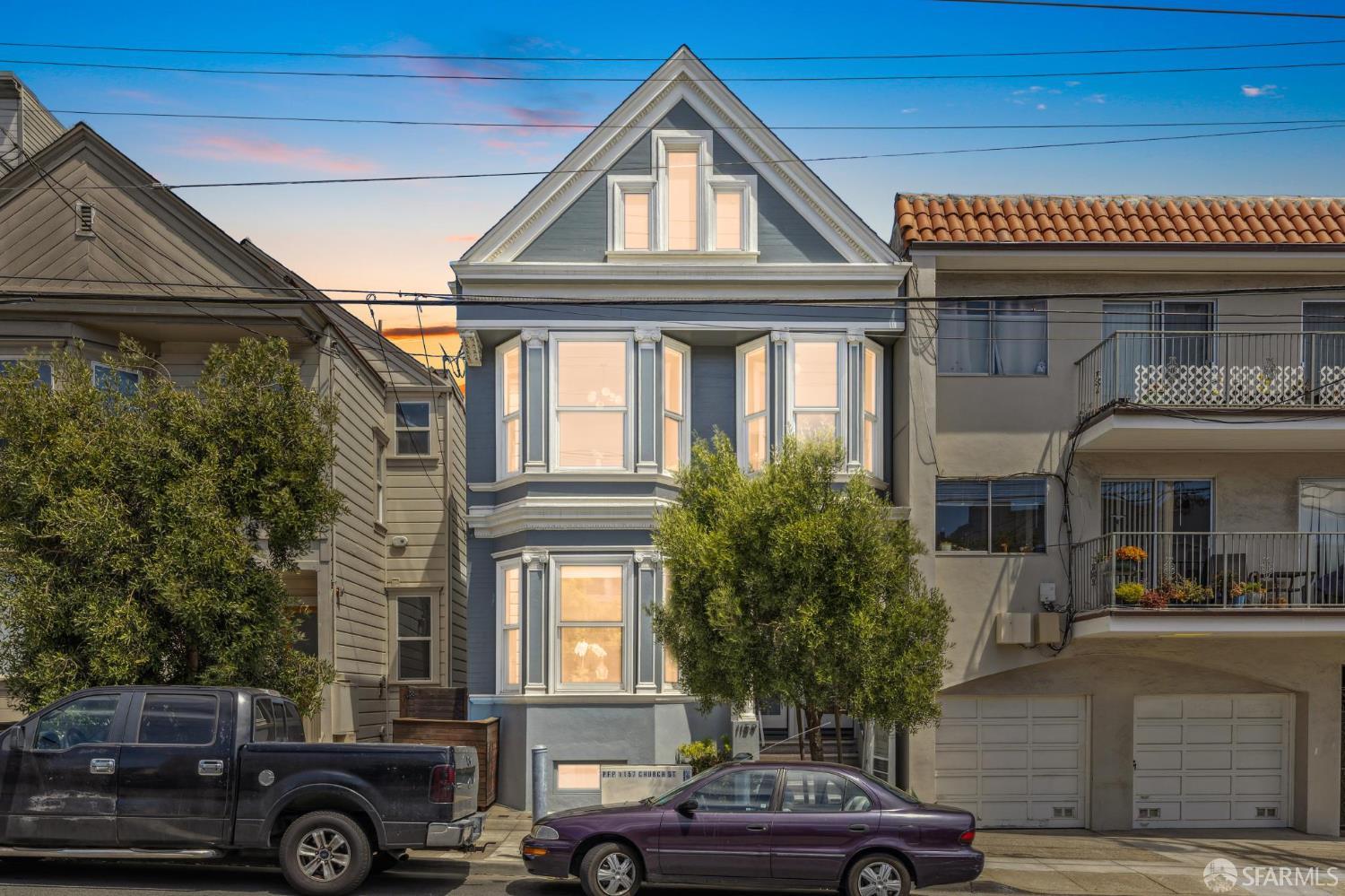 Detail Gallery Image 2 of 40 For 1161 Church St, San Francisco,  CA 94114 - 2 Beds | 1 Baths