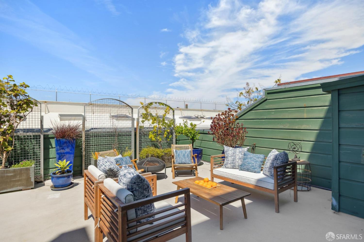 Detail Gallery Image 12 of 33 For 2169 Folsom St #M201,  San Francisco,  CA 94110 - 2 Beds | 1 Baths