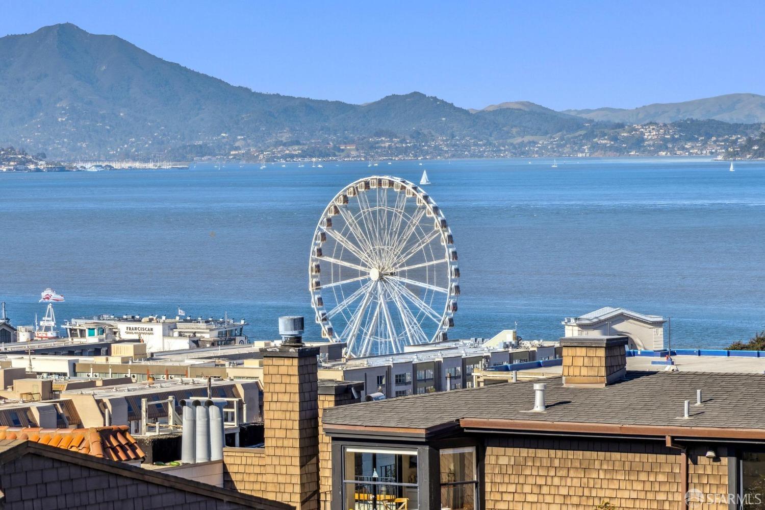 Detail Gallery Image 3 of 56 For 1838 Grant Ave, San Francisco,  CA 94133 - 3 Beds | 2 Baths