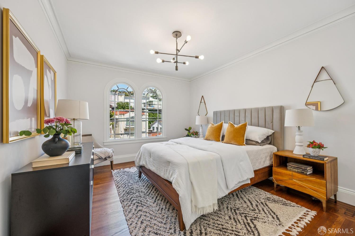 Detail Gallery Image 19 of 39 For 1343 Palou Ave, San Francisco,  CA 94124 - 4 Beds | 3 Baths