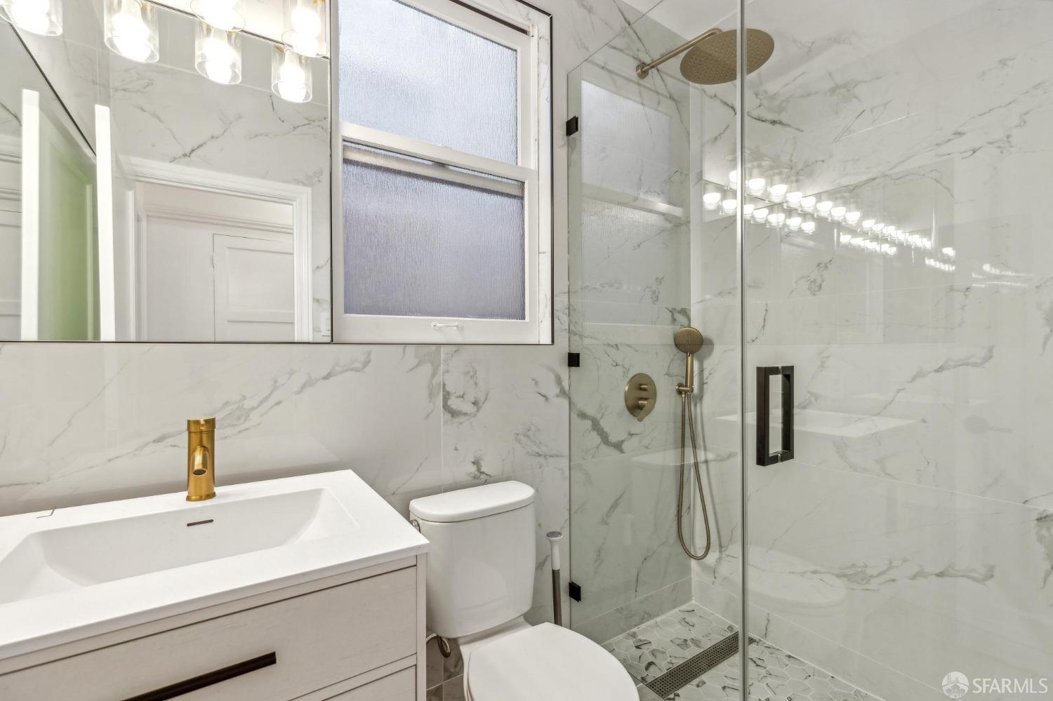 Detail Gallery Image 14 of 56 For 1838 Grant Ave, San Francisco,  CA 94133 - 3 Beds | 2 Baths