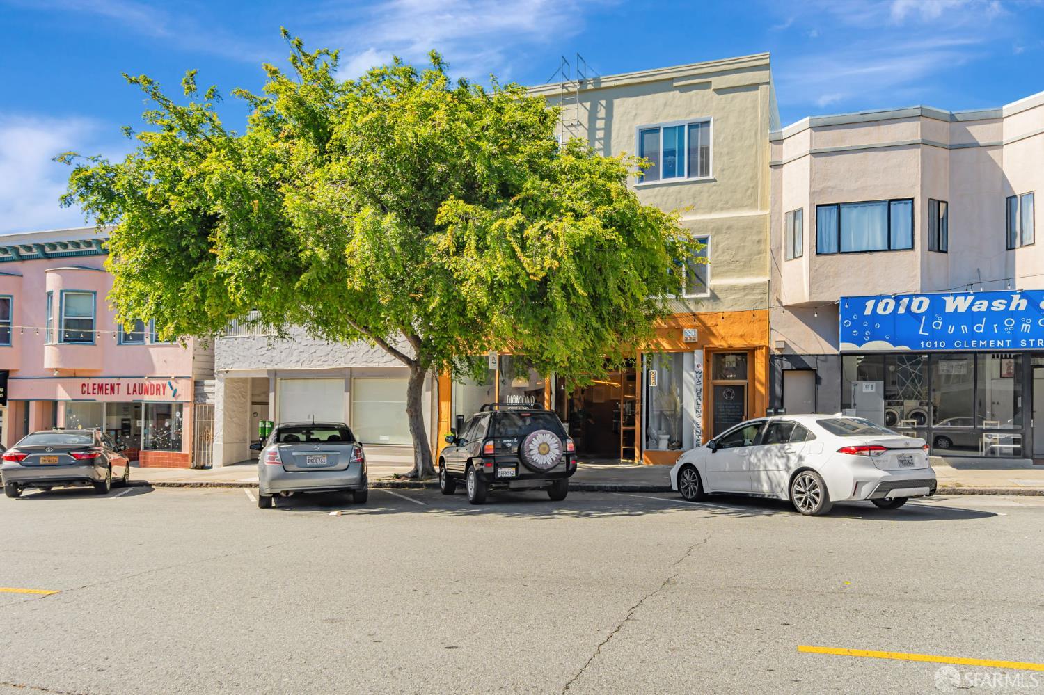 Detail Gallery Image 2 of 49 For 1014 Clement St, San Francisco,  CA 94118 - – Beds | – Baths
