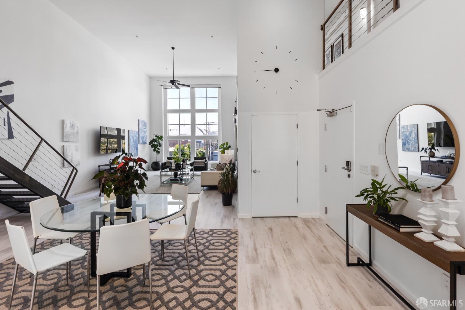 Detail Gallery Image 3 of 6 For 229 8th St #3,  San Francisco,  CA 94103 - 1 Beds | 2 Baths