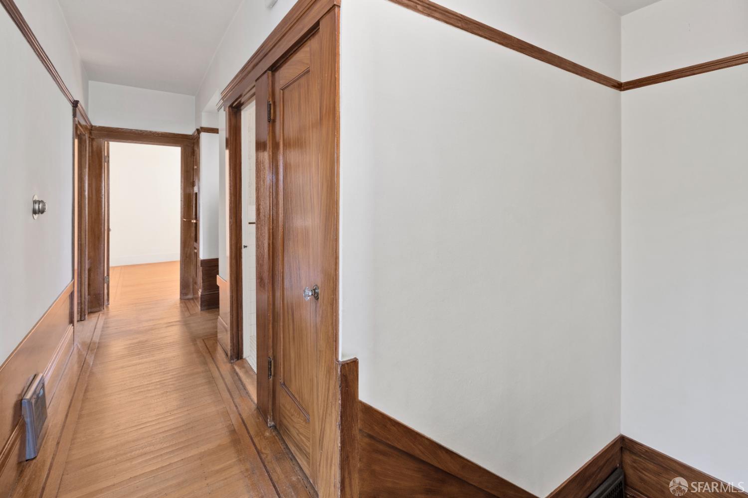 Detail Gallery Image 4 of 98 For 84 Goettingen St, San Francisco,  CA 94134 - 3 Beds | 2 Baths
