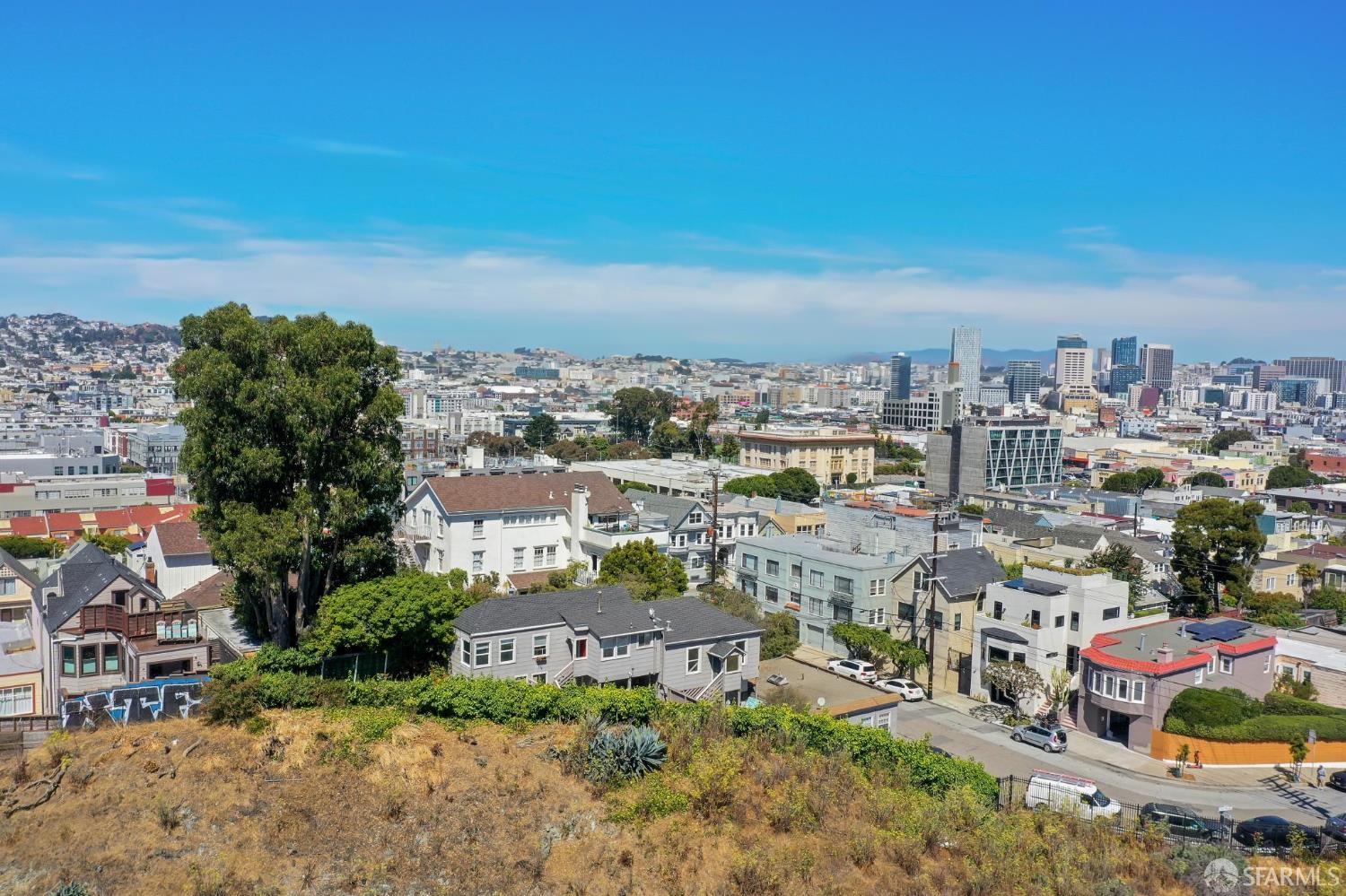 Detail Gallery Image 5 of 26 For 2225 Mariposa St, San Francisco,  CA 94110 - – Beds | – Baths