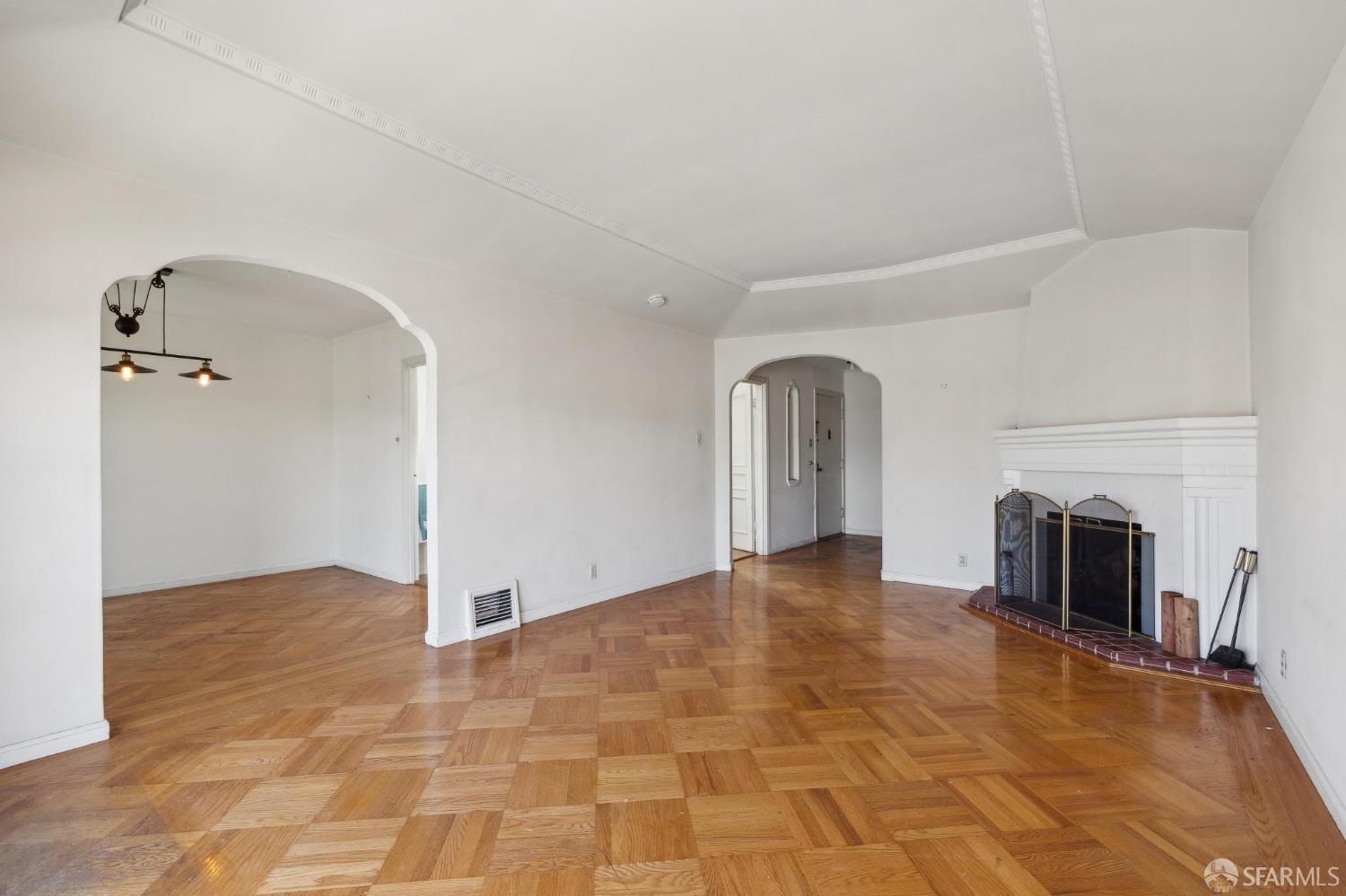 Detail Gallery Image 9 of 45 For 130 Meadowbrook Dr, San Francisco,  CA 94132 - 3 Beds | 1/1 Baths