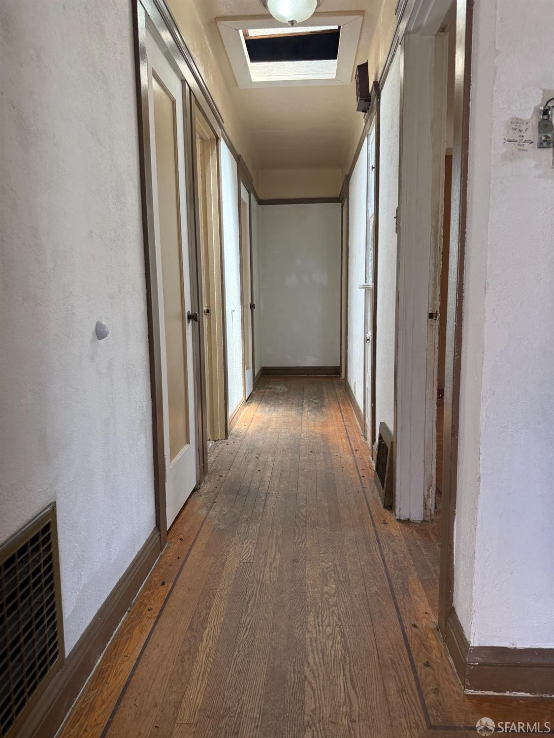 Detail Gallery Image 11 of 22 For 1283 Gilman Ave, San Francisco,  CA 94124 - 2 Beds | 1 Baths