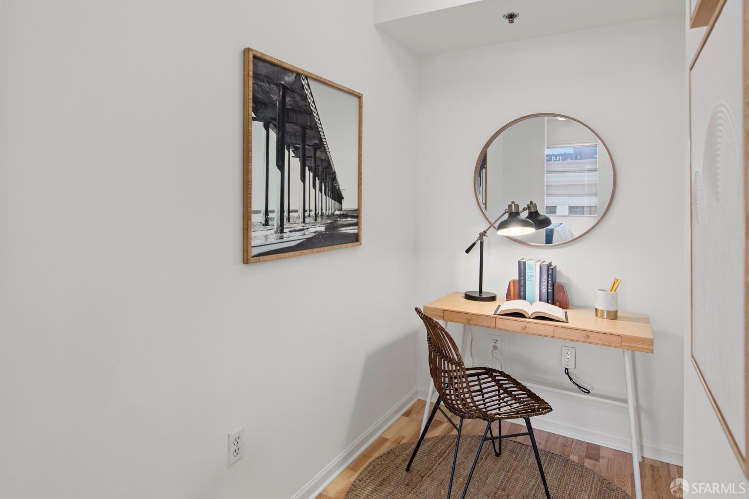 Photo #5: 425063983 Listing 