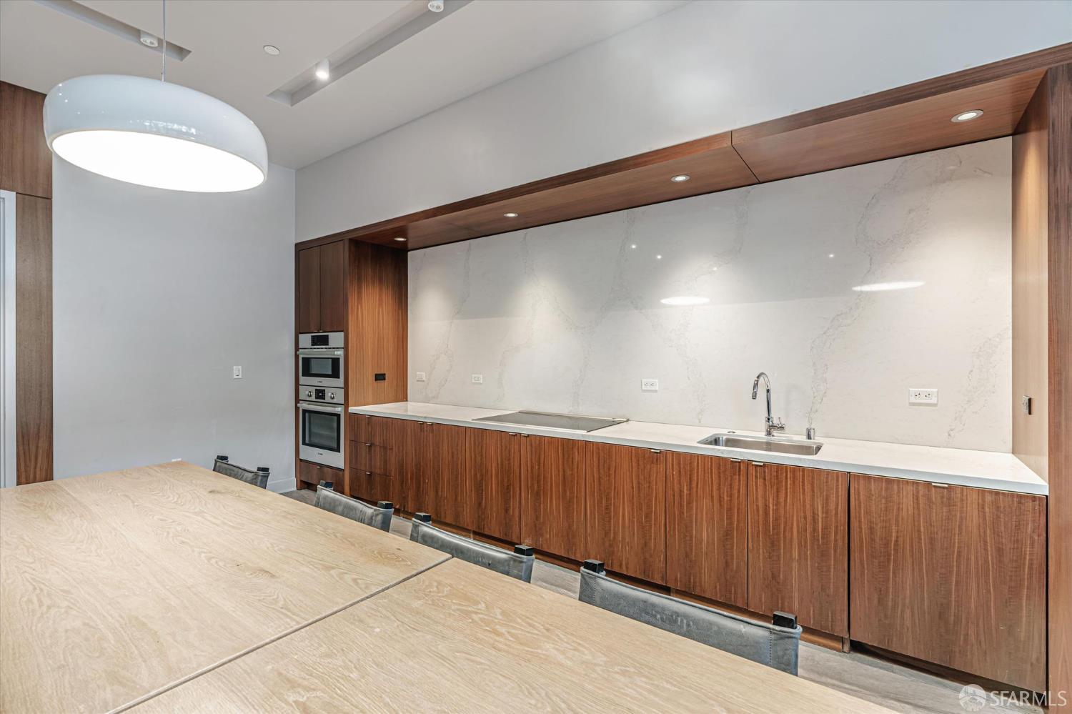 Detail Gallery Image 37 of 79 For 1688 Pine St #W1203,  San Francisco,  CA 94109 - 1 Beds | 1 Baths