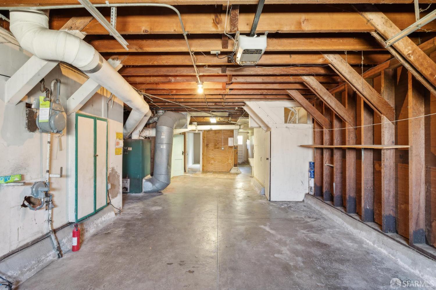 Detail Gallery Image 30 of 45 For 130 Meadowbrook Dr, San Francisco,  CA 94132 - 3 Beds | 1/1 Baths