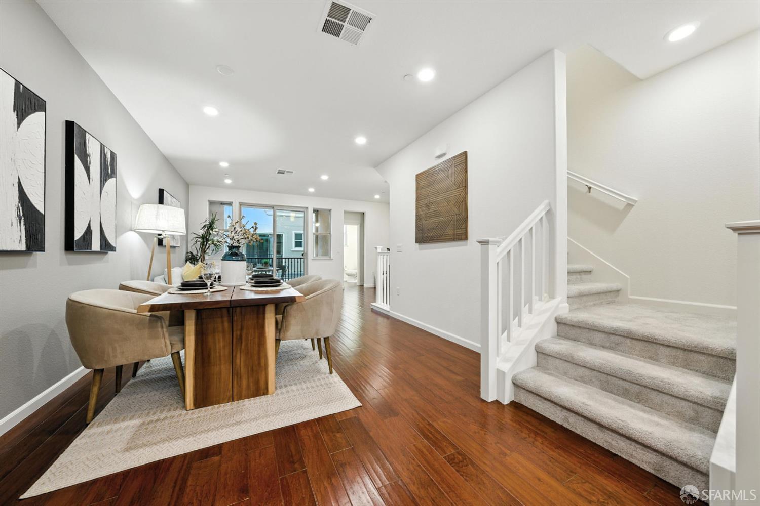 Detail Gallery Image 31 of 80 For 2702 Urbino Ct, San Jose,  CA 95111 - 3 Beds | 3/1 Baths