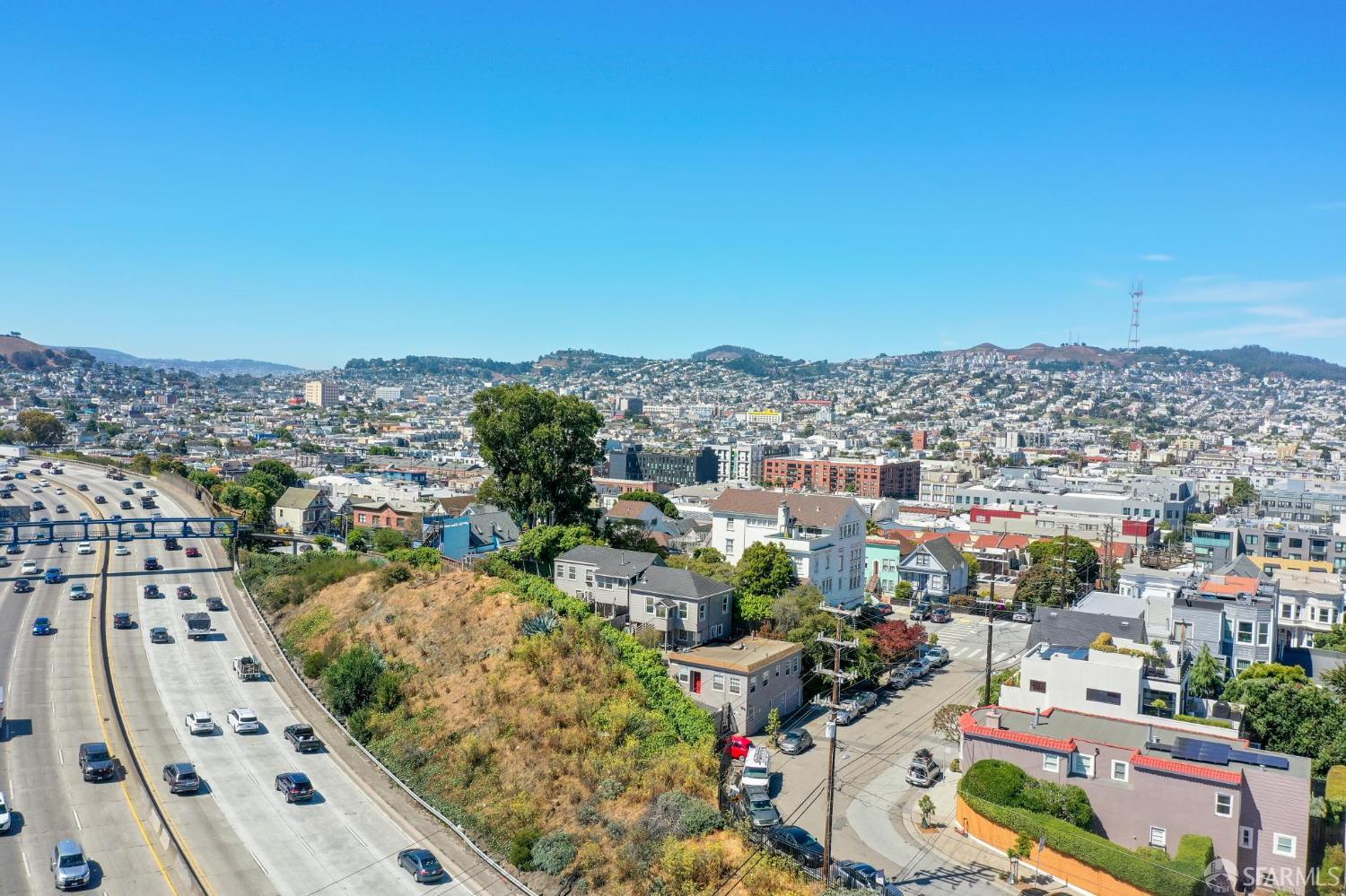 Detail Gallery Image 11 of 26 For 2225 Mariposa St, San Francisco,  CA 94110 - – Beds | – Baths