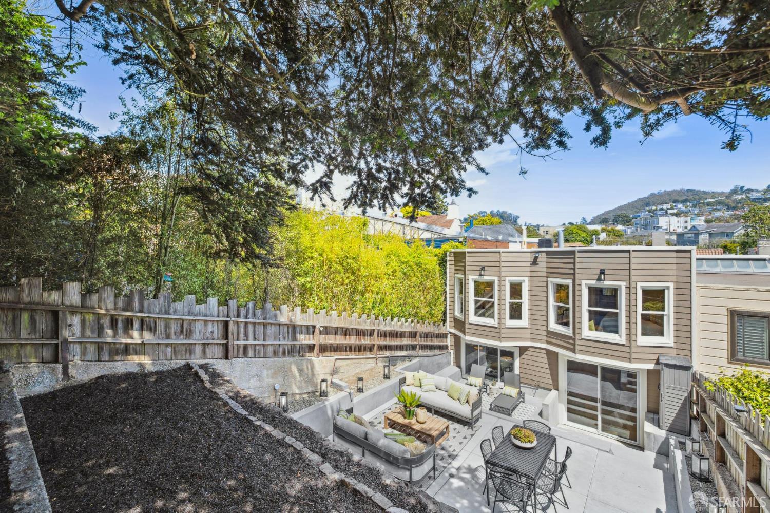 Detail Gallery Image 34 of 59 For 2655 15th Ave, San Francisco,  CA 94127 - 4 Beds | 3/1 Baths