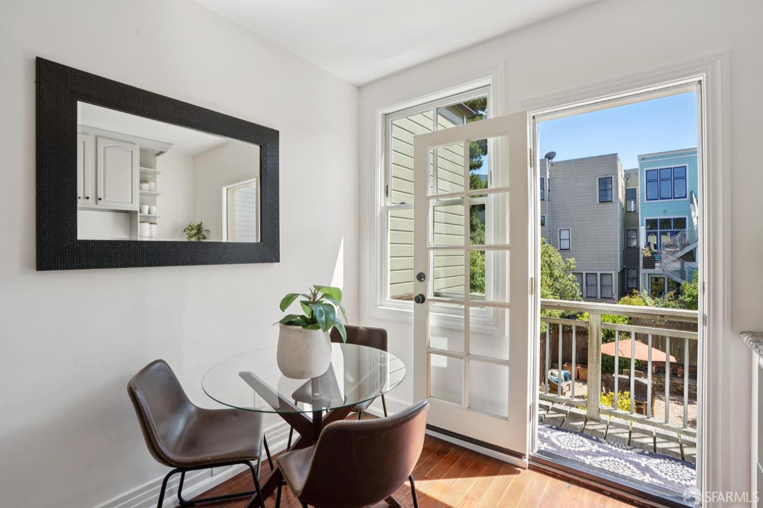 Detail Gallery Image 10 of 30 For 49 Liberty St #2,  San Francisco,  CA 94110 - 1 Beds | 1 Baths
