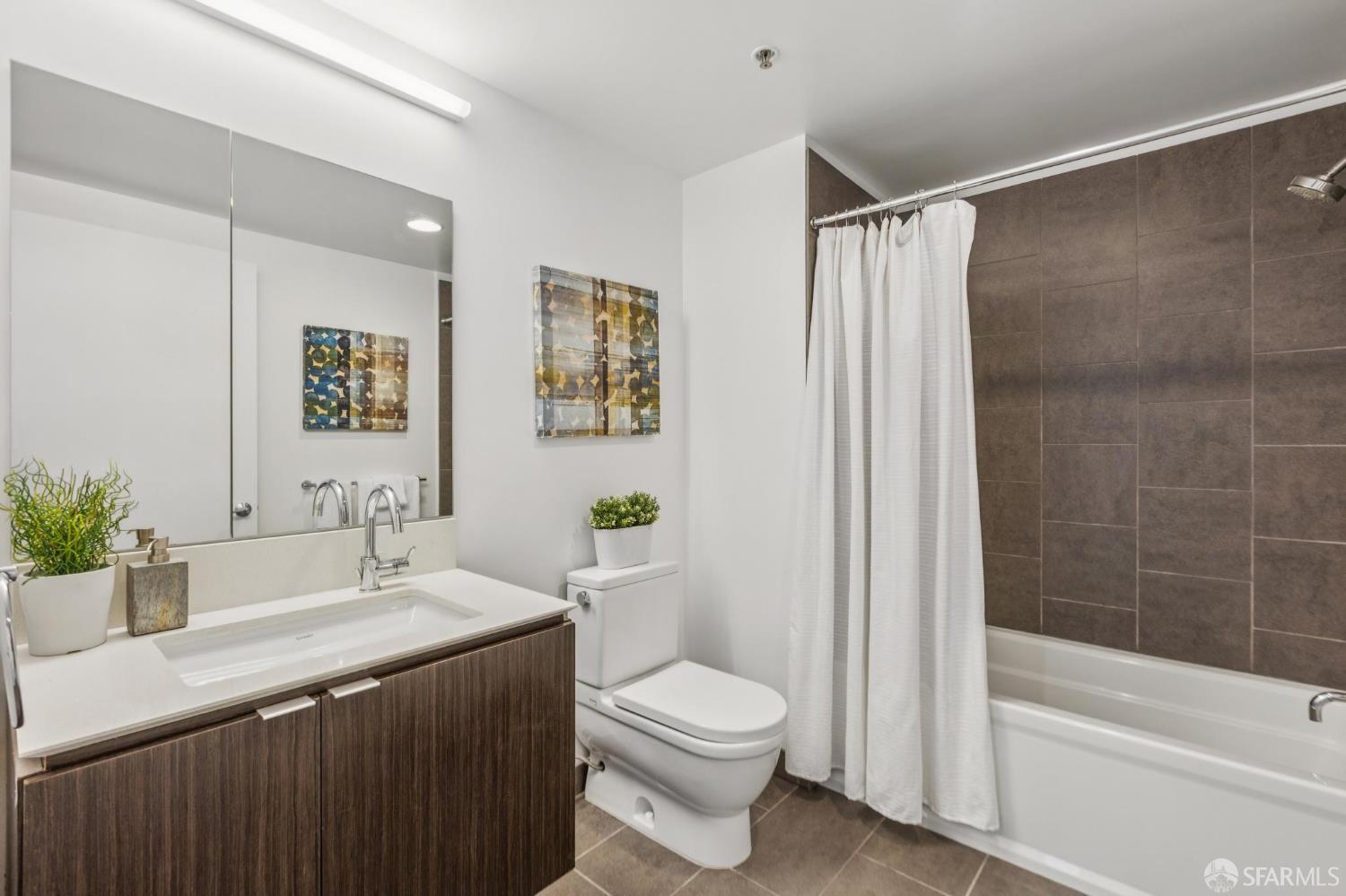 Detail Gallery Image 22 of 45 For 1788 Clay St #304,  San Francisco,  CA 94109 - 2 Beds | 2 Baths