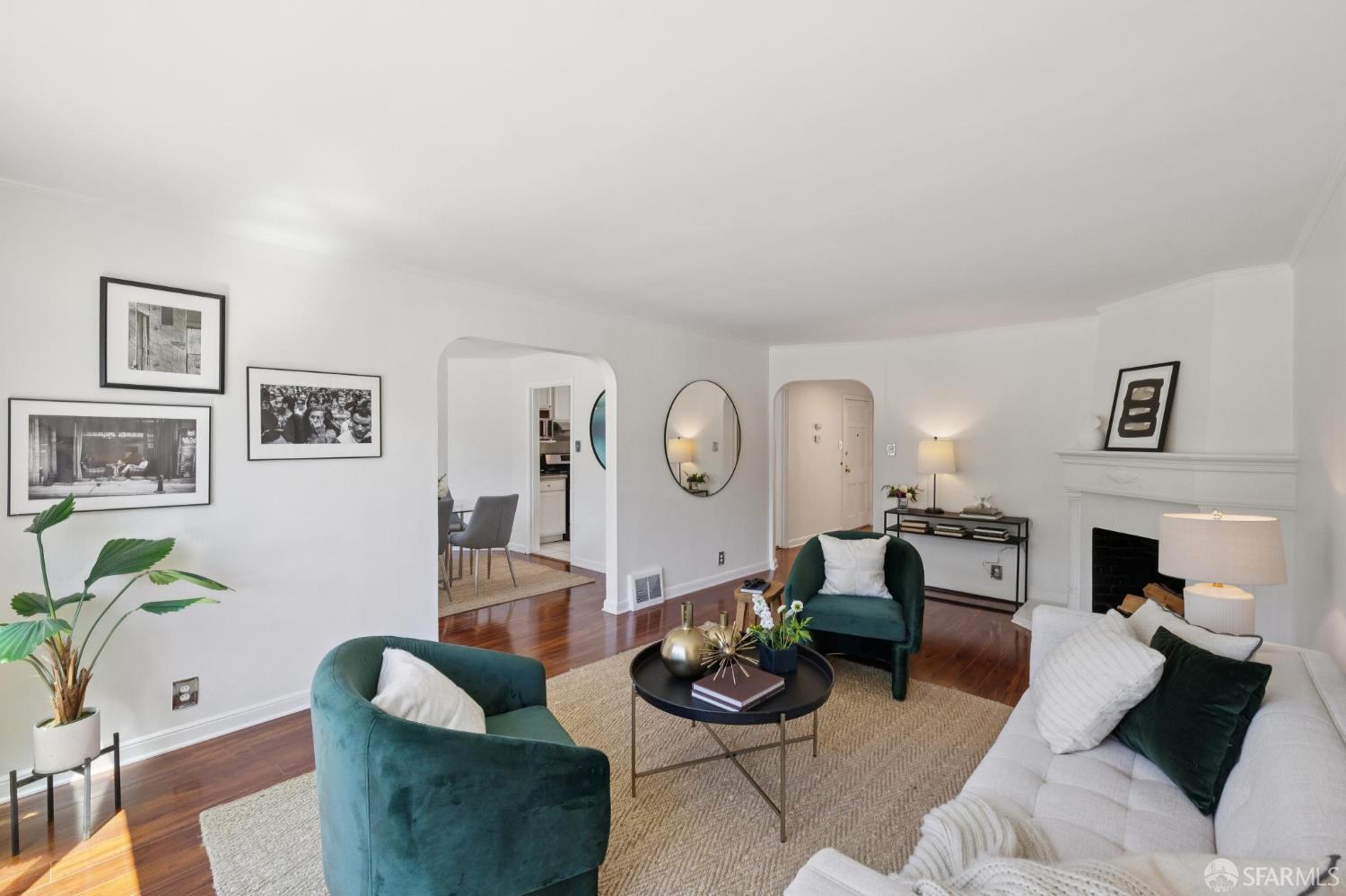 Detail Gallery Image 3 of 37 For 234 Sagamore St, San Francisco,  CA 94112 - 3 Beds | 1/1 Baths