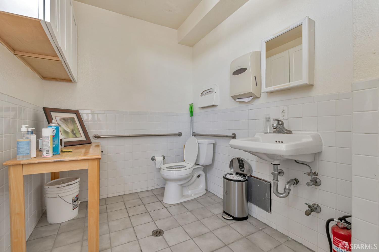 Detail Gallery Image 41 of 49 For 1014 Clement St, San Francisco,  CA 94118 - – Beds | – Baths