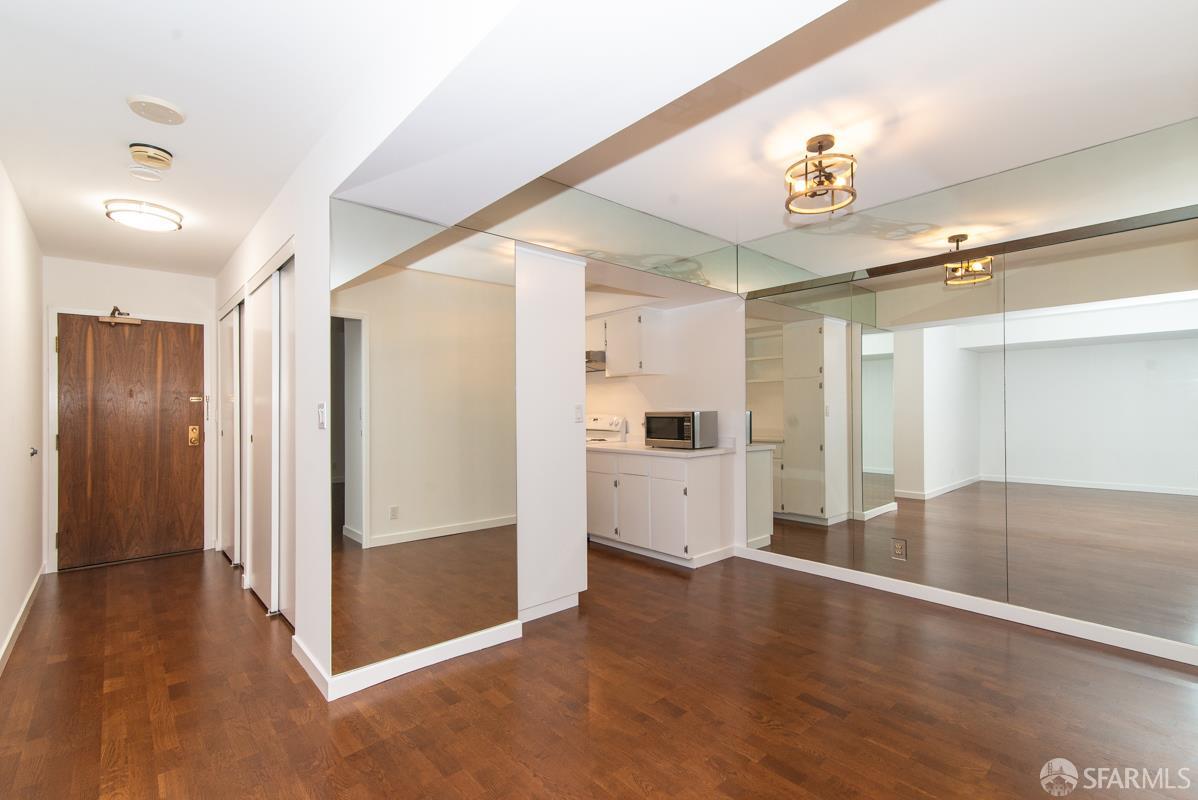 Detail Gallery Image 2 of 29 For 1177 California St #233,  San Francisco,  CA 94108 - 1 Beds | 1 Baths