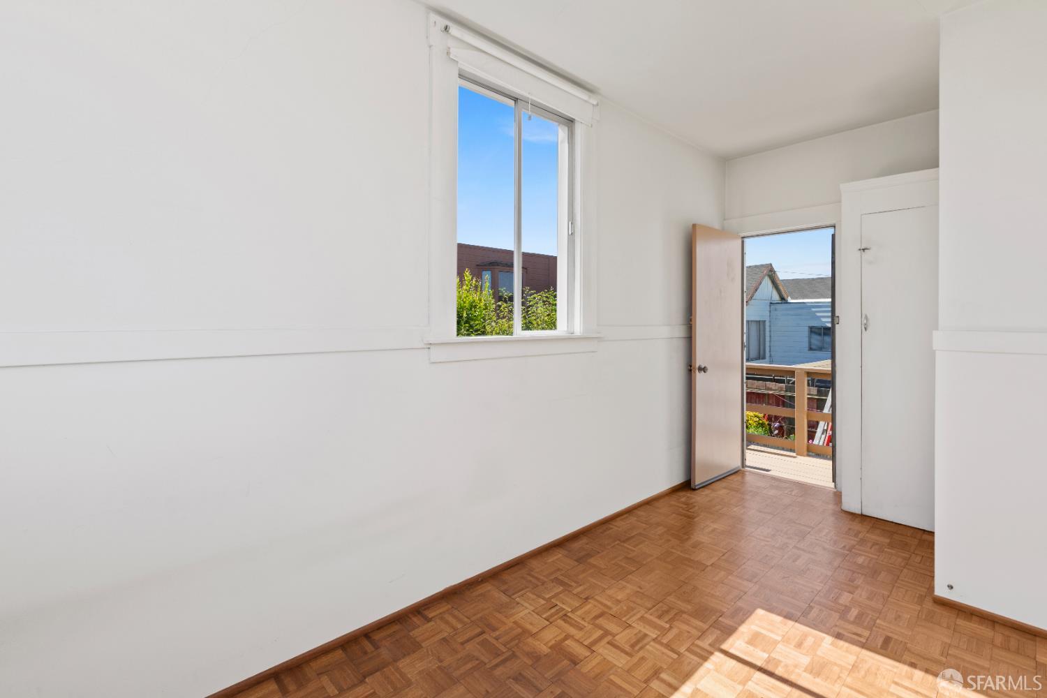 Detail Gallery Image 21 of 98 For 84 Goettingen St, San Francisco,  CA 94134 - 3 Beds | 2 Baths