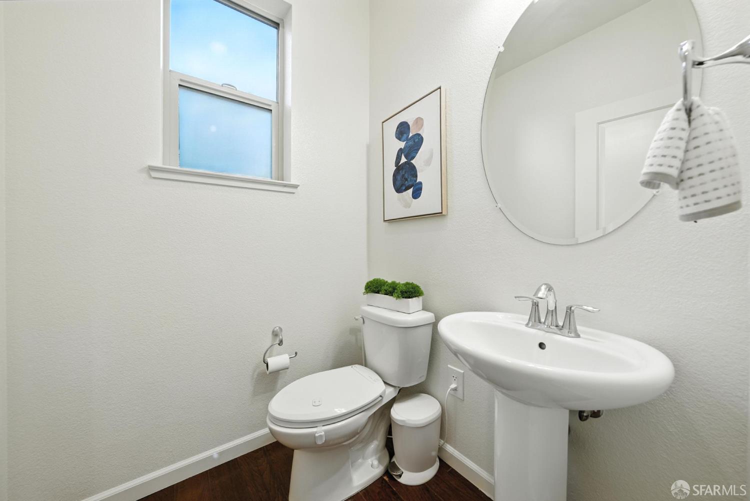 Detail Gallery Image 14 of 80 For 2702 Urbino Ct, San Jose,  CA 95111 - 3 Beds | 3/1 Baths