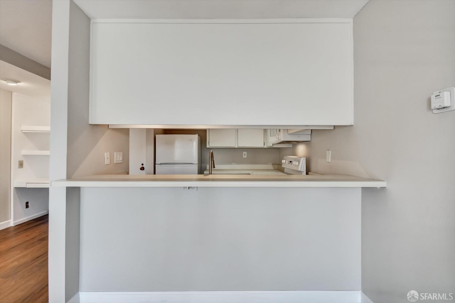 Detail Gallery Image 9 of 34 For 900 Bush St #403,  San Francisco,  CA 94109 - 1 Beds | 1 Baths