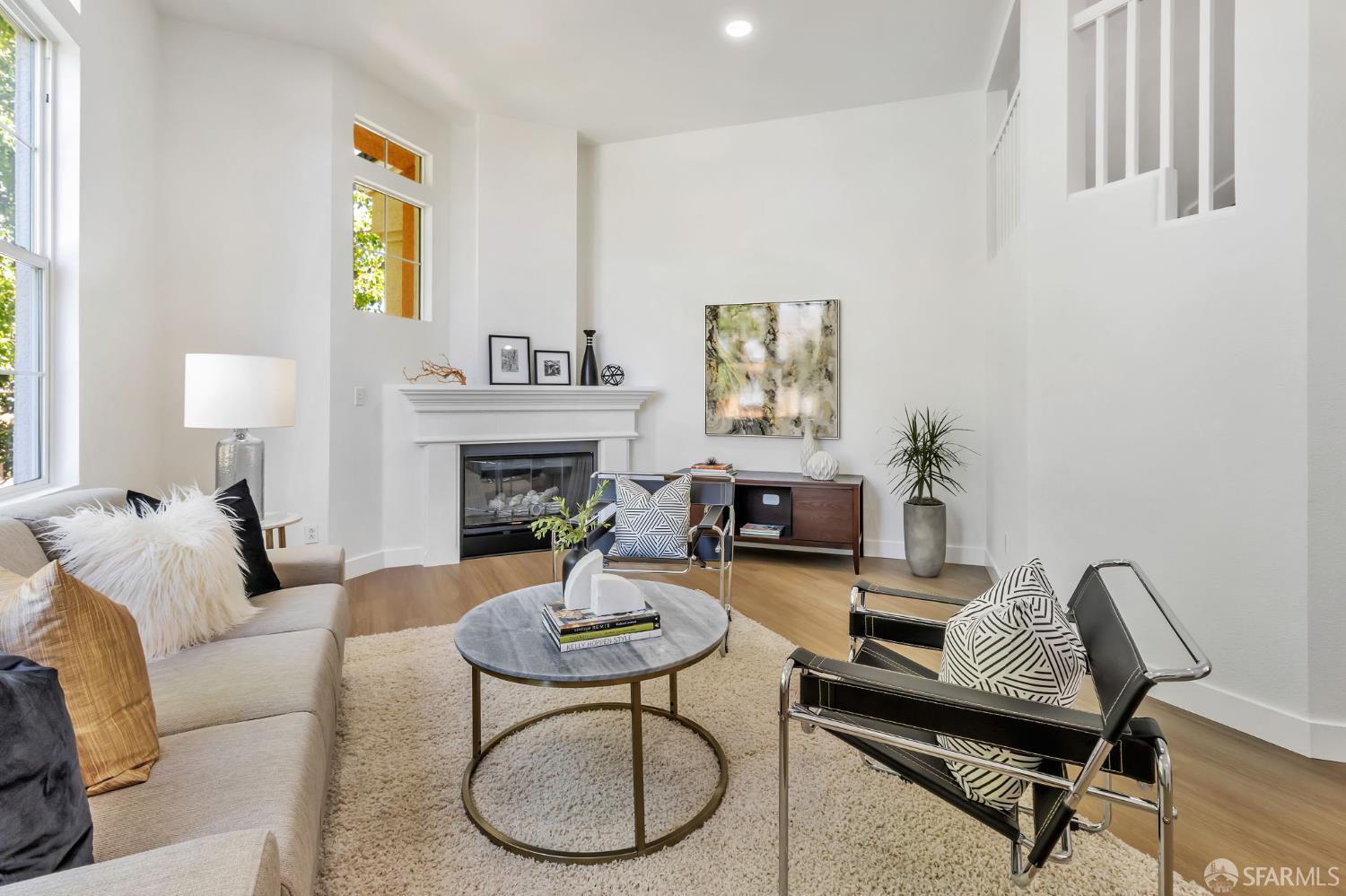 Detail Gallery Image 3 of 38 For 3633 Braxton Cmn, Fremont,  CA 94538 - 3 Beds | 2/1 Baths