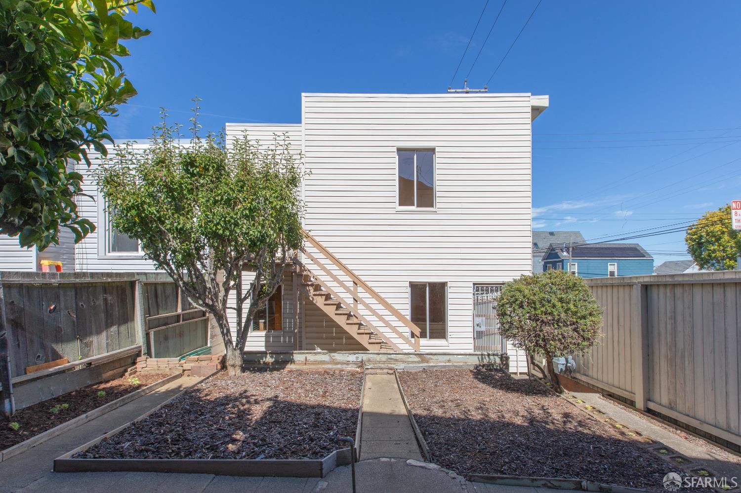 Detail Gallery Image 36 of 98 For 84 Goettingen St, San Francisco,  CA 94134 - 3 Beds | 2 Baths