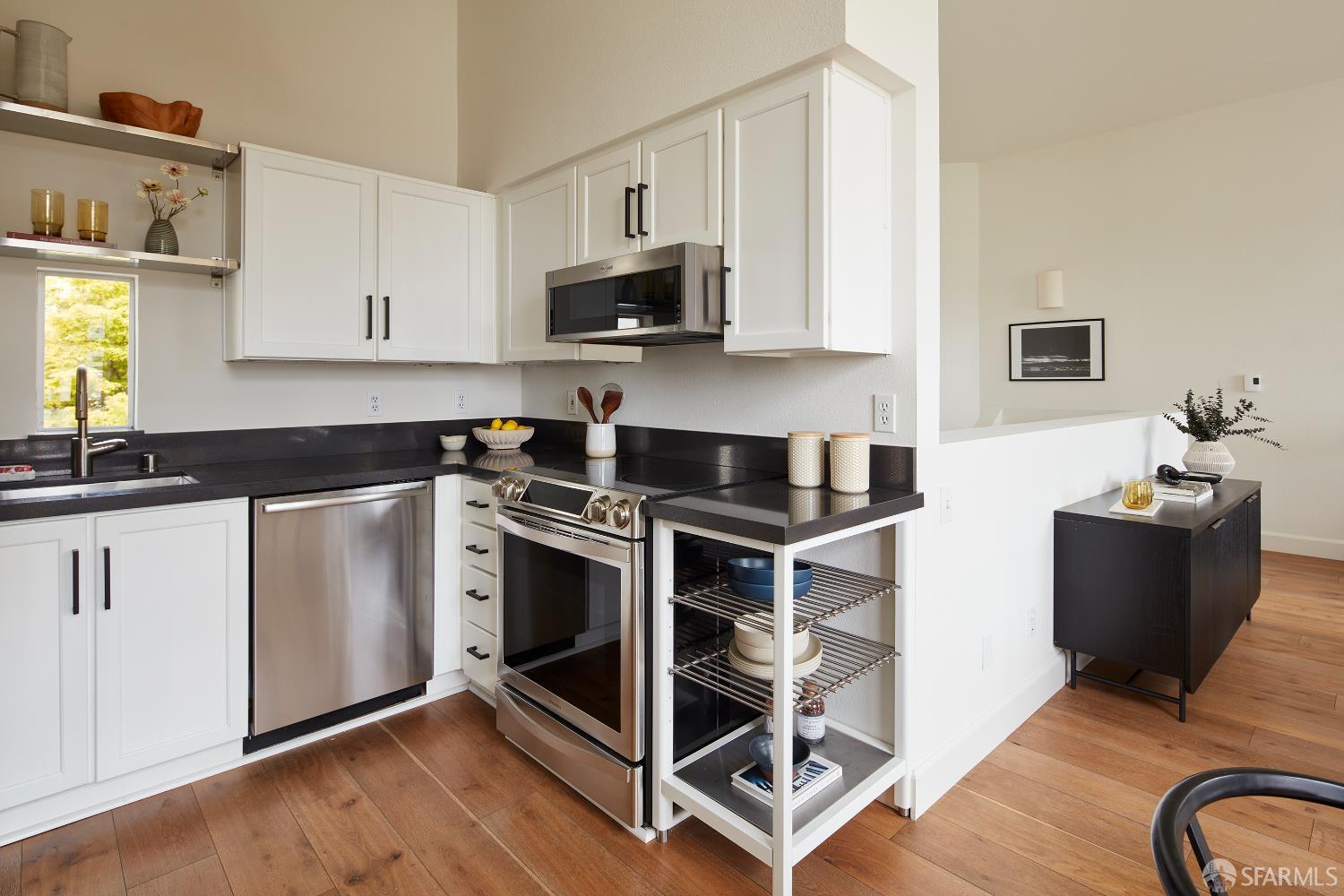 Detail Gallery Image 6 of 25 For 352 Arkansas St, San Francisco,  CA 94107 - 2 Beds | 2 Baths