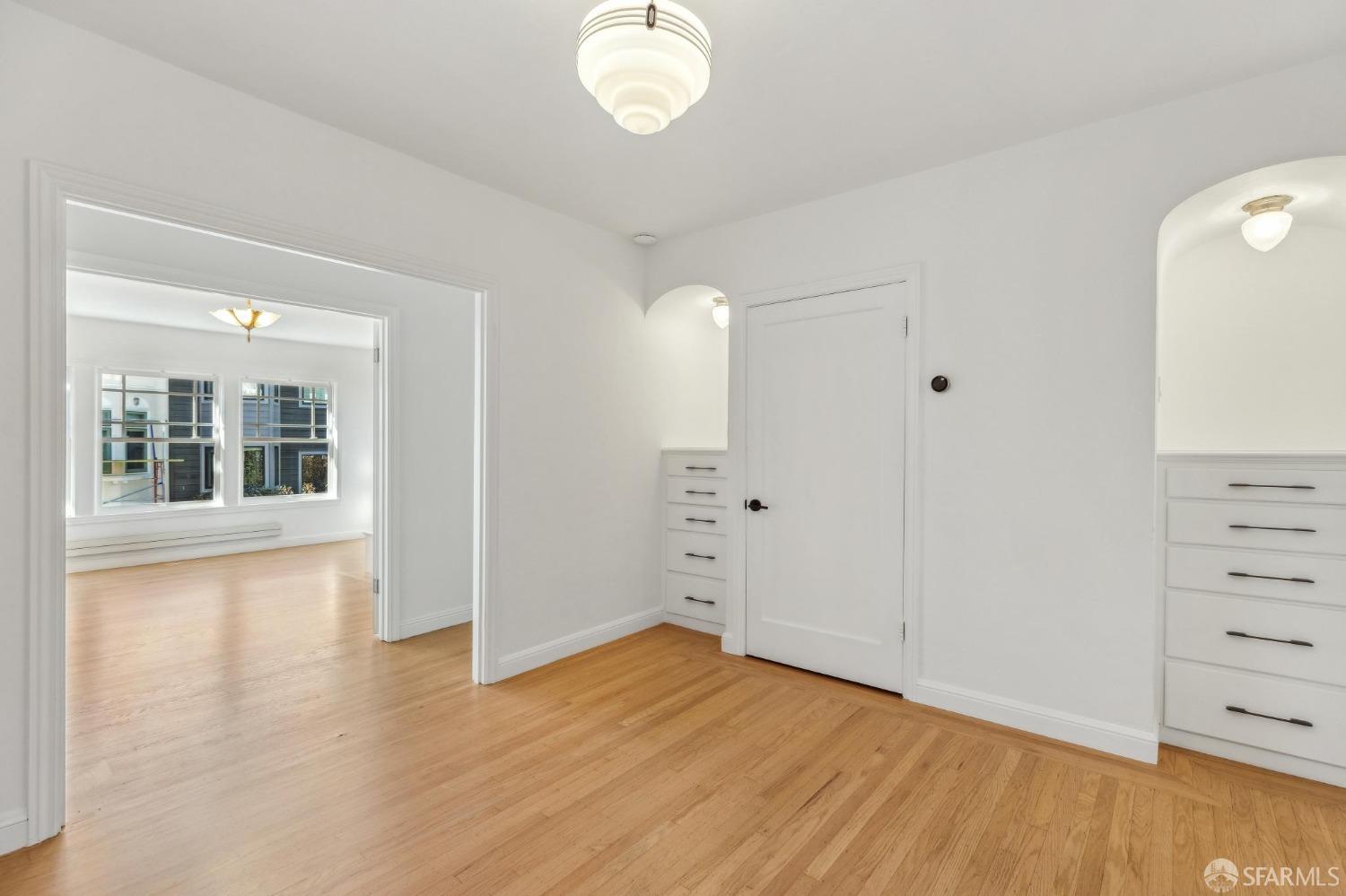 Detail Gallery Image 24 of 56 For 1838 Grant Ave, San Francisco,  CA 94133 - 3 Beds | 2 Baths