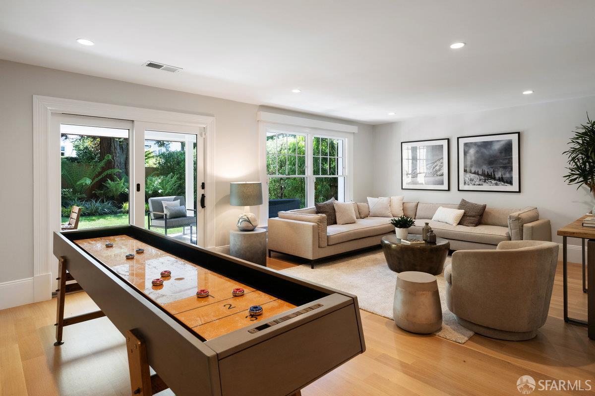 Detail Gallery Image 22 of 48 For 3953 Washington St, San Francisco,  CA 94118 - 4 Beds | 3 Baths