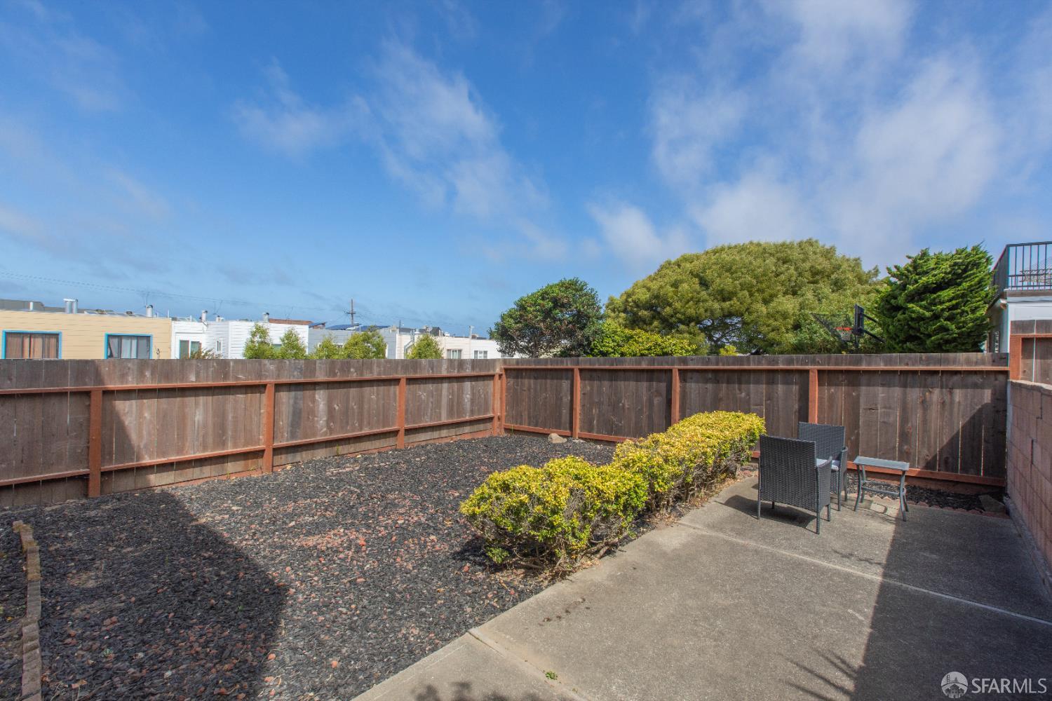 Detail Gallery Image 13 of 77 For 3118 Rivera St, San Francisco,  CA 94116 - 3 Beds | 1/1 Baths