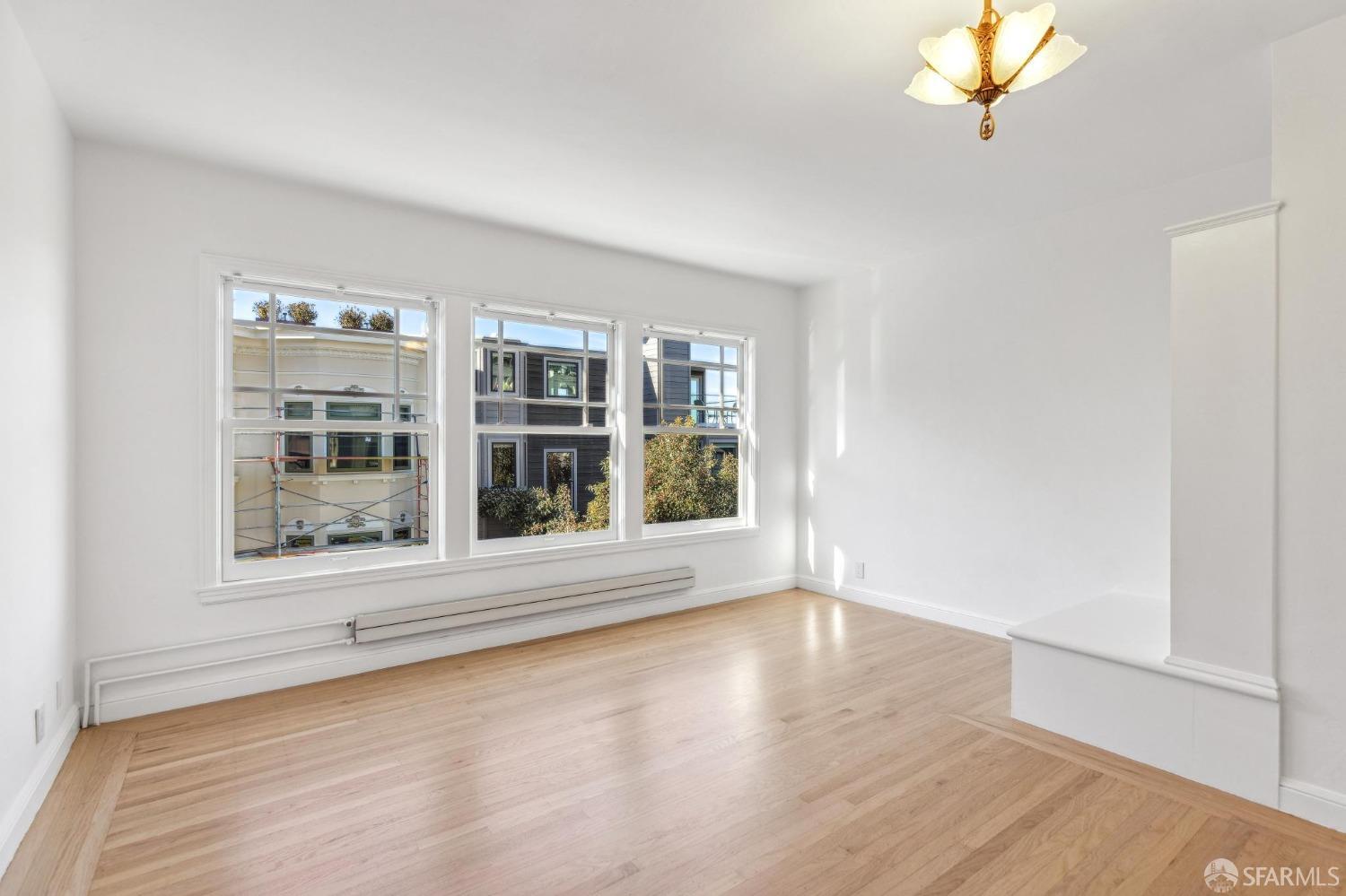 Detail Gallery Image 27 of 56 For 1838 Grant Ave, San Francisco,  CA 94133 - 3 Beds | 2 Baths