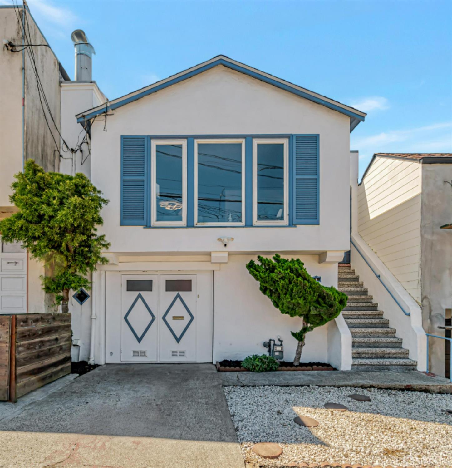Detail Gallery Image 1 of 31 For 9 Shields St, San Francisco,  CA 94132 - 3 Beds | 2 Baths
