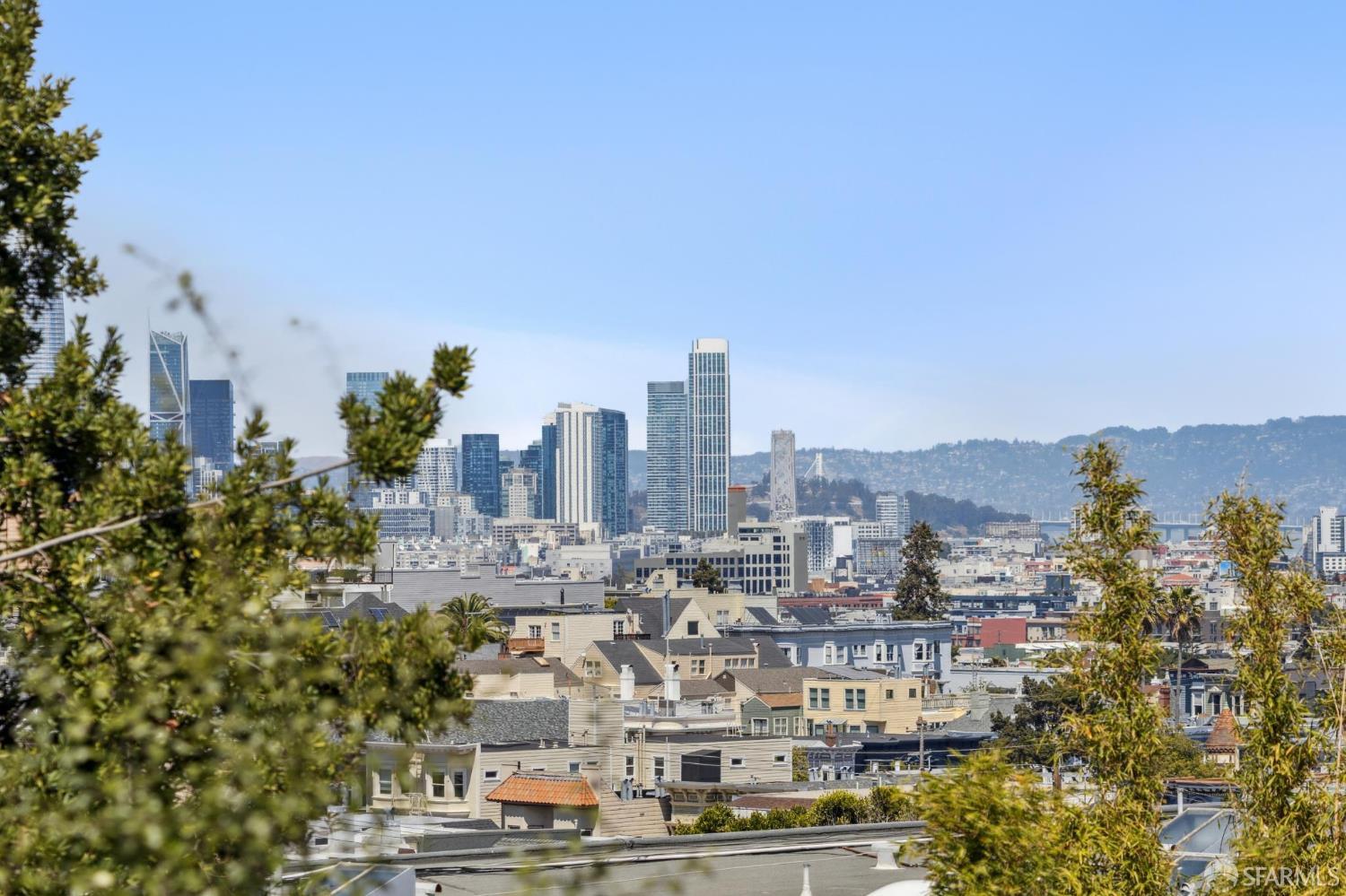 Detail Gallery Image 22 of 40 For 1161 Church St, San Francisco,  CA 94114 - 2 Beds | 1 Baths