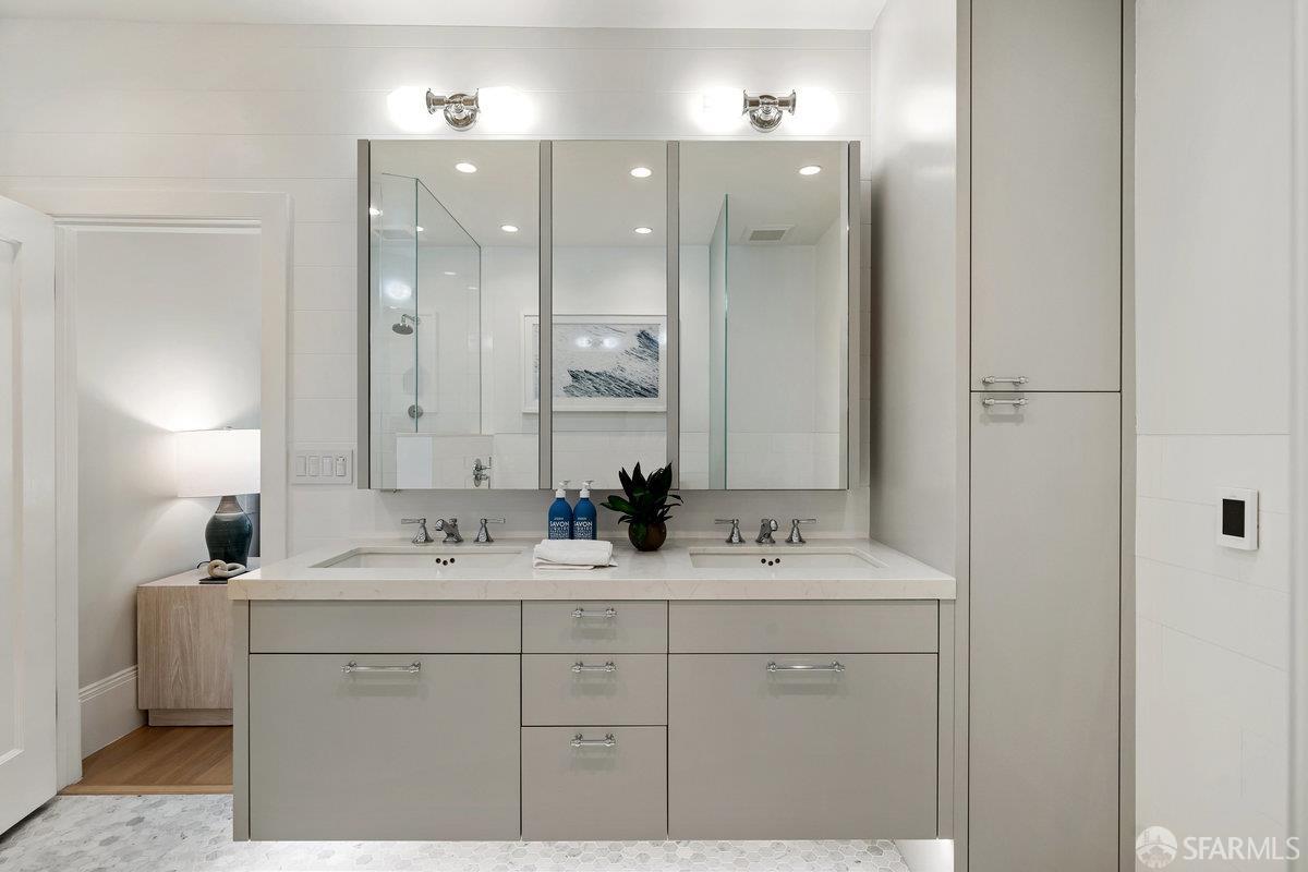 Detail Gallery Image 14 of 48 For 3953 Washington St, San Francisco,  CA 94118 - 4 Beds | 3 Baths