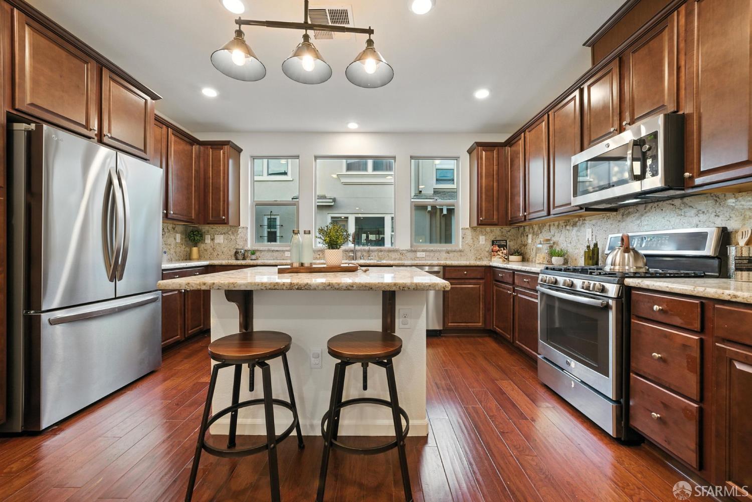 Detail Gallery Image 23 of 80 For 2702 Urbino Ct, San Jose,  CA 95111 - 3 Beds | 3/1 Baths