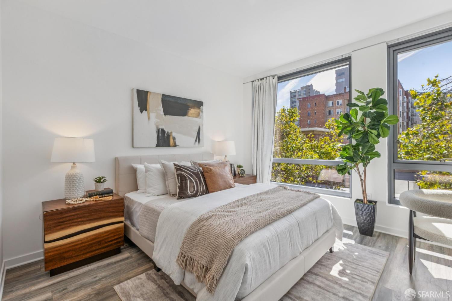 Detail Gallery Image 14 of 45 For 1788 Clay St #304,  San Francisco,  CA 94109 - 2 Beds | 2 Baths
