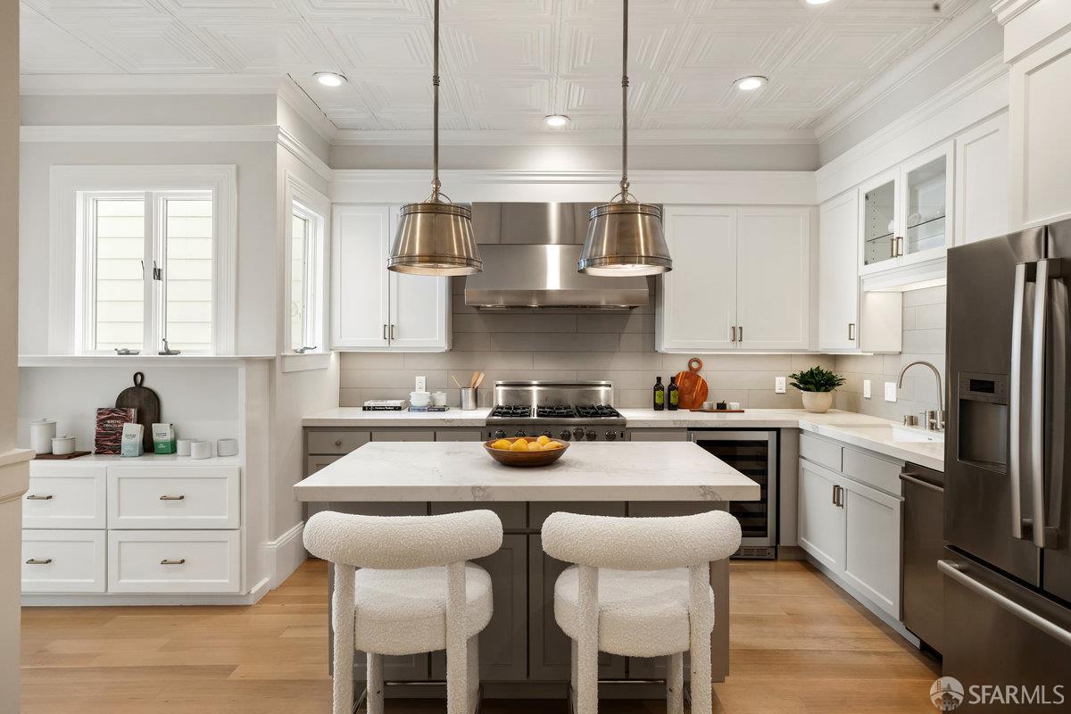 Detail Gallery Image 7 of 48 For 3953 Washington St, San Francisco,  CA 94118 - 4 Beds | 3 Baths
