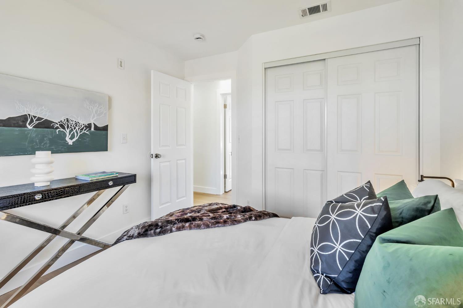 Detail Gallery Image 23 of 38 For 3633 Braxton Cmn, Fremont,  CA 94538 - 3 Beds | 2/1 Baths