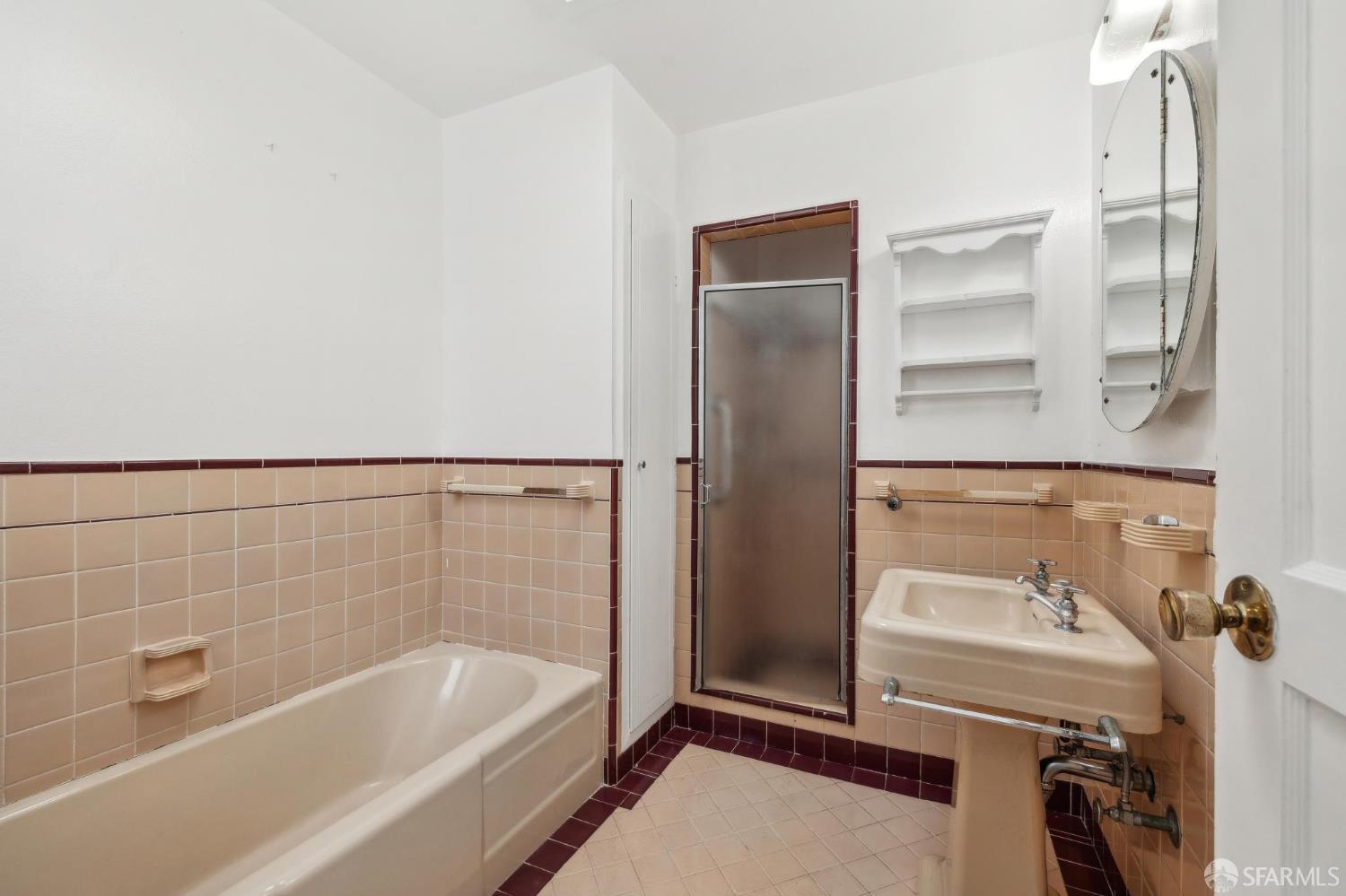 Detail Gallery Image 21 of 45 For 130 Meadowbrook Dr, San Francisco,  CA 94132 - 3 Beds | 1/1 Baths