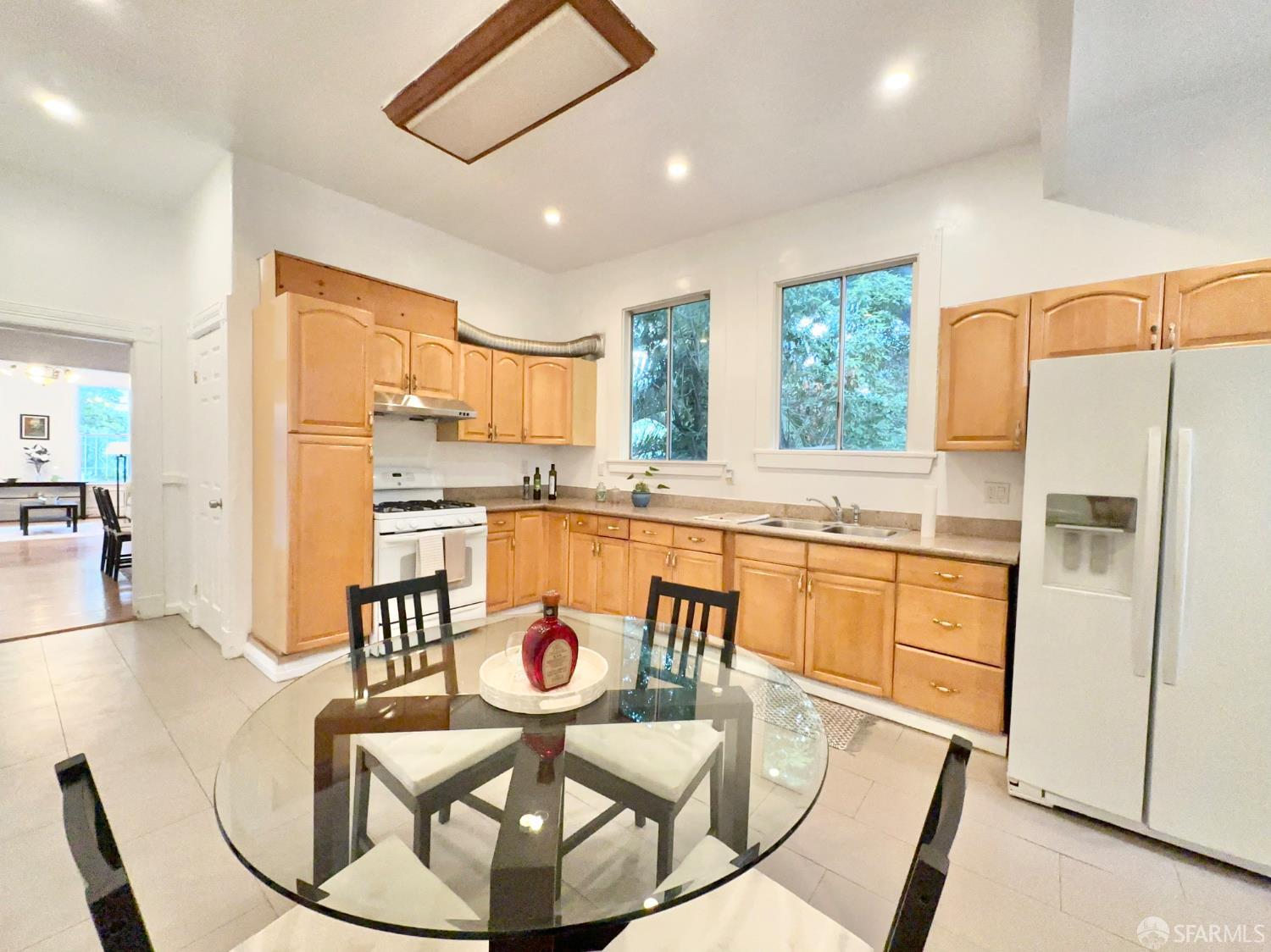 Detail Gallery Image 40 of 80 For 2227 25th Ave, Oakland,  CA 94601 - 2 Beds | 3 Baths