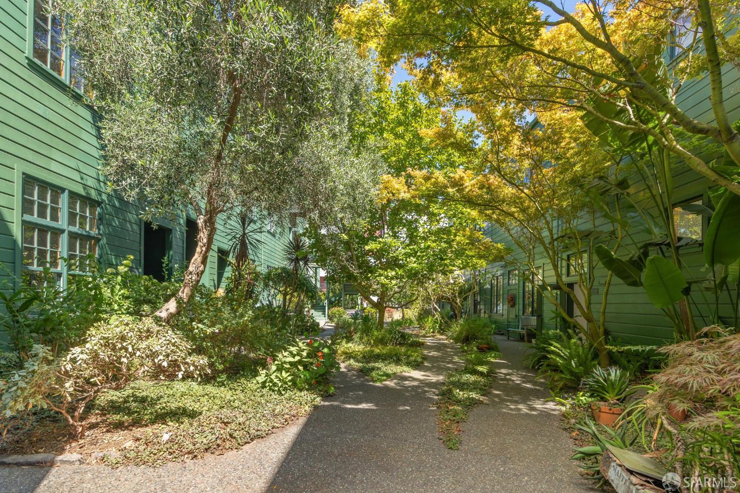 Detail Gallery Image 31 of 33 For 2169 Folsom St #M201,  San Francisco,  CA 94110 - 2 Beds | 1 Baths