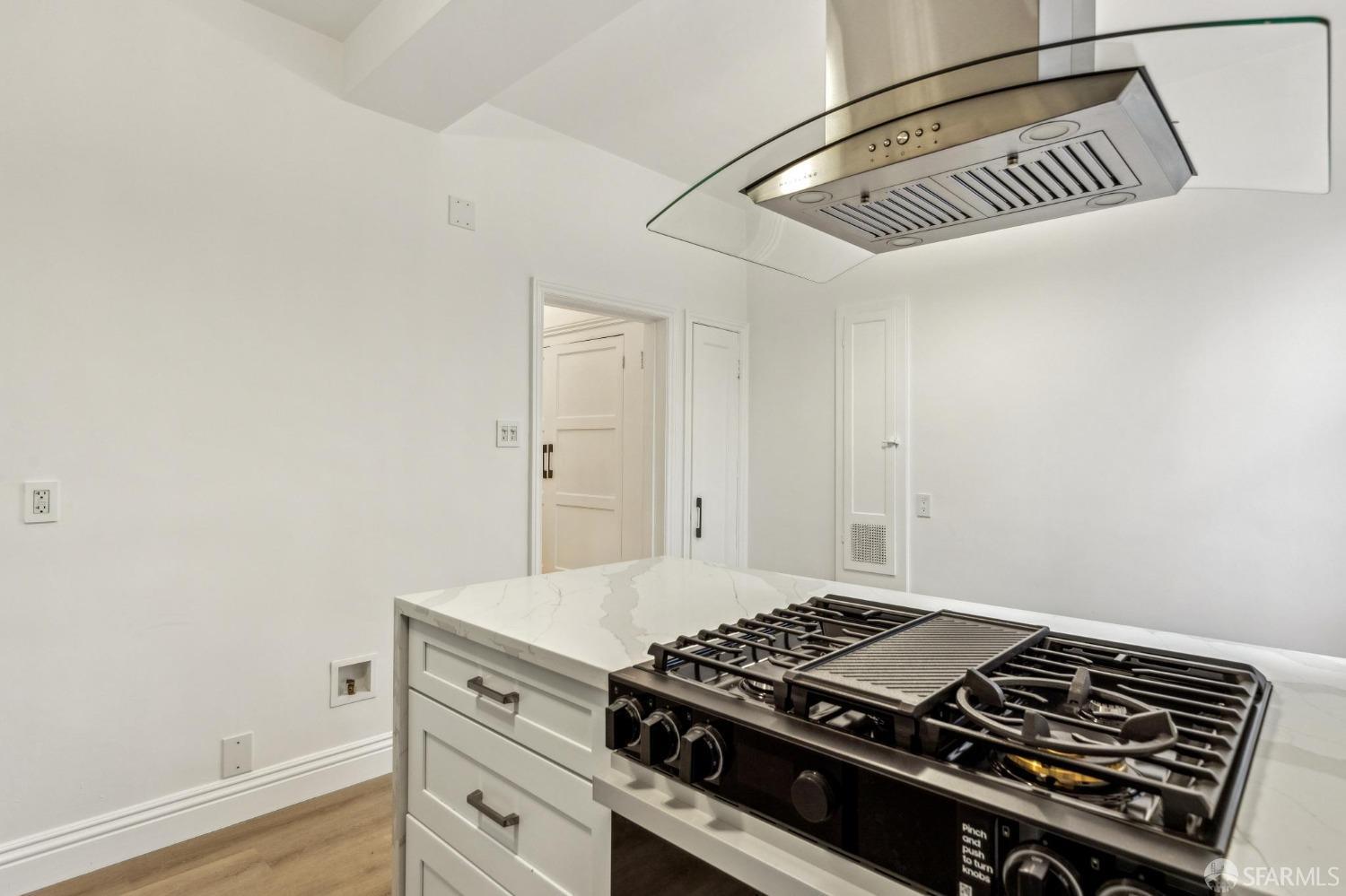 Detail Gallery Image 35 of 56 For 1838 Grant Ave, San Francisco,  CA 94133 - 3 Beds | 2 Baths