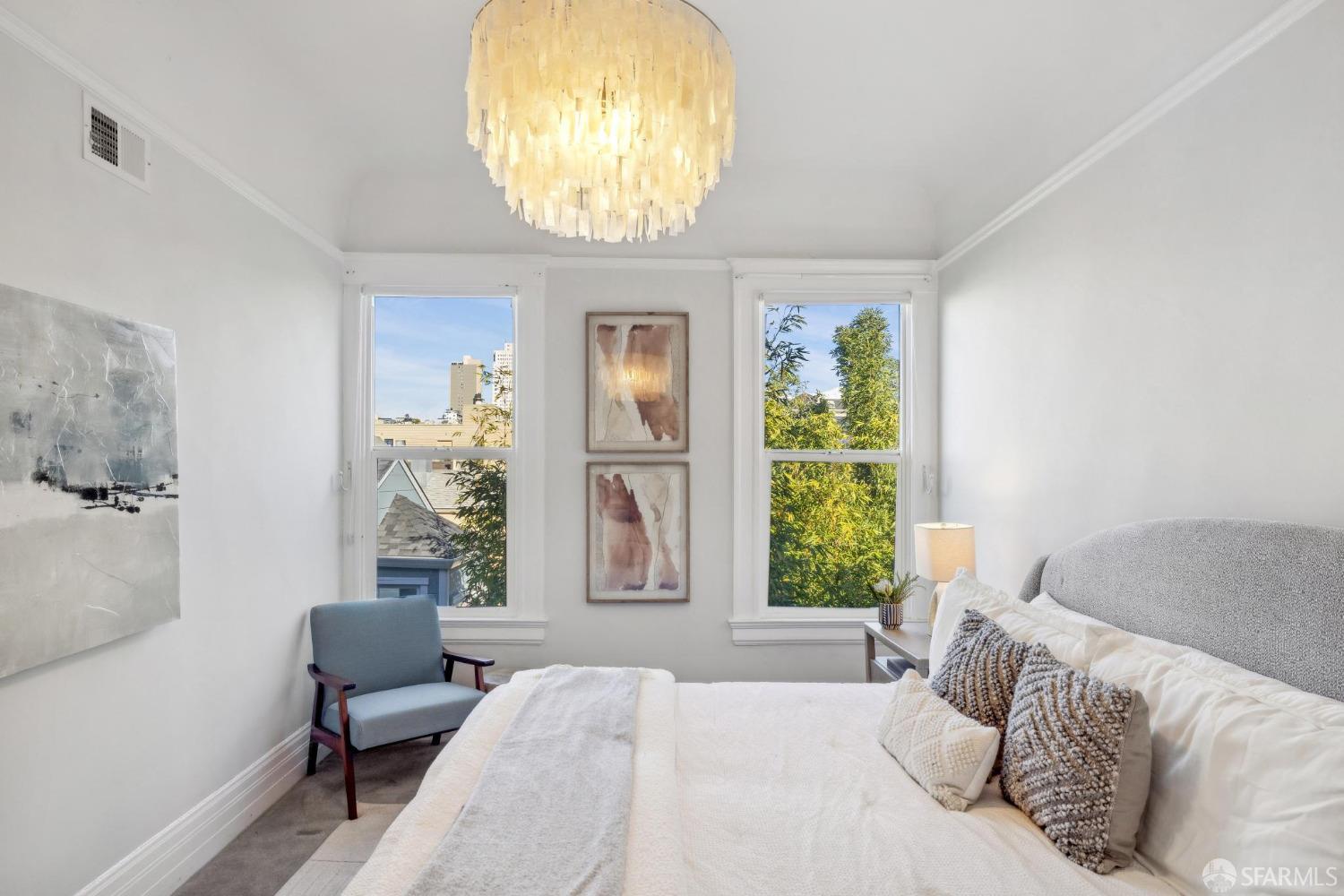 Detail Gallery Image 17 of 31 For 2344 Franklin St, San Francisco,  CA 94123 - 4 Beds | 2 Baths
